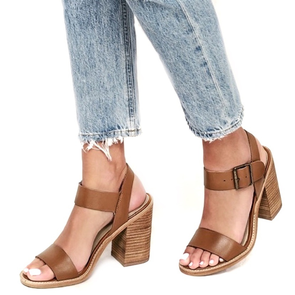Steve Madden Castro Leather Heel